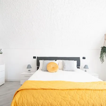 Arcangelo Apartamento *